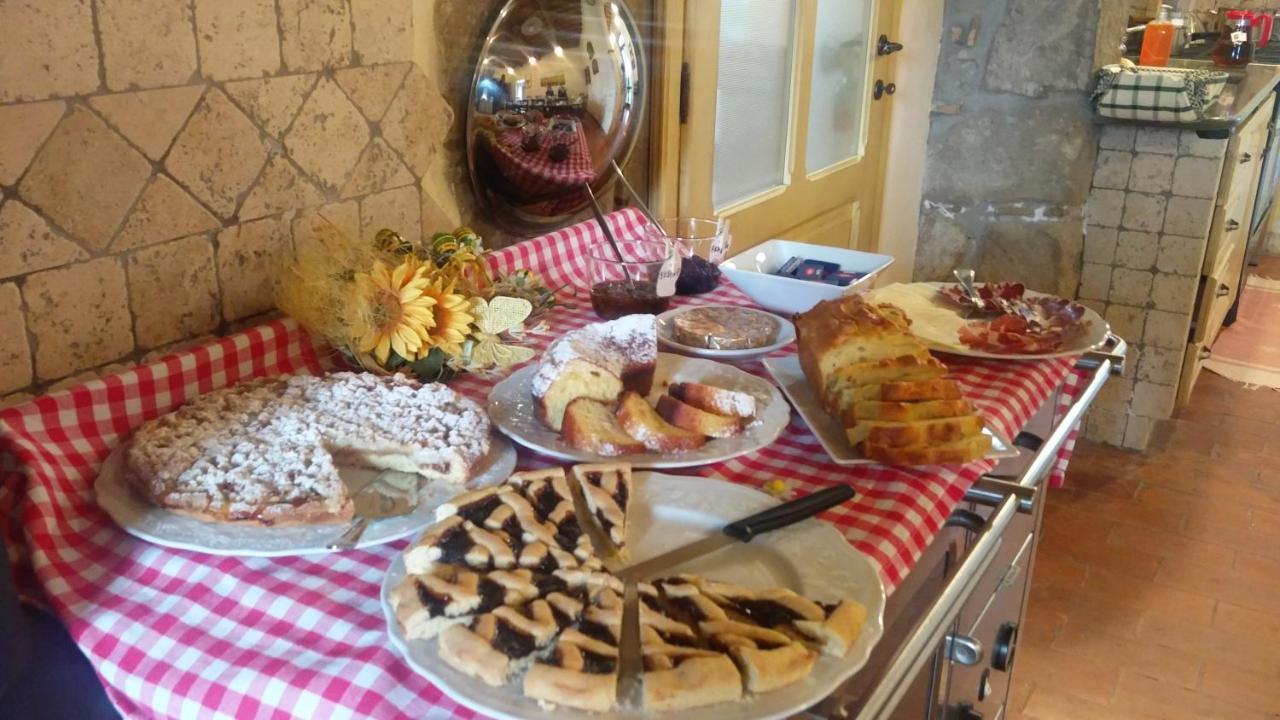 לינה וארוחת בוקר Castiglione In Teverina Casale Dei Gelsi מראה חיצוני תמונה